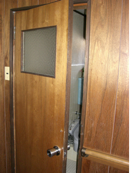 ��샊�t�H�[���{�H�O�̃h�A